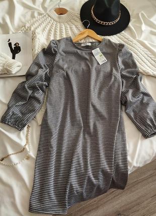 Прямое свободное платье в принт primark