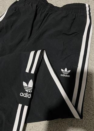Штани спортивні adidas