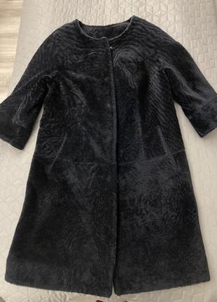 Красива натуральна шубка (овчина)