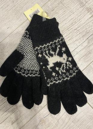 Шерстяные перчатки