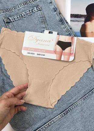 Бесшовные трусики слипы в милый рубчик на среднюю посадку с волнистыми краями🕊