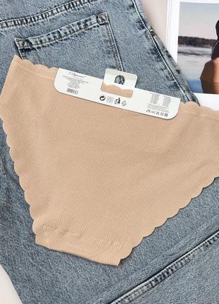 Бесшовные трусики слипы в милый рубчик на среднюю посадку с волнистыми краями🕊2 фото