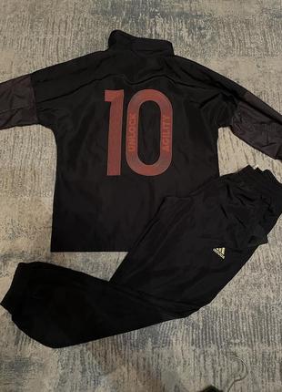 Спортивный костюм adidas mesi p.140