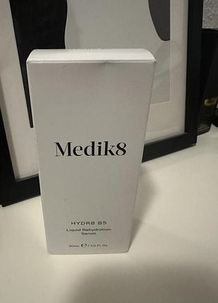 medik8 hydr8 b5; intense сироватка