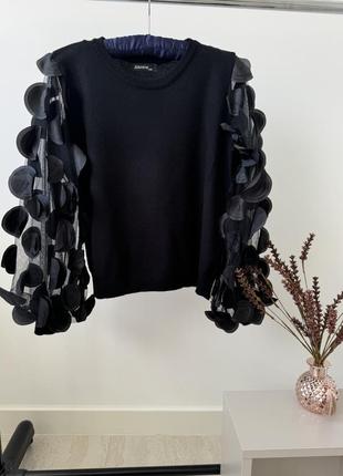 Красивий светир