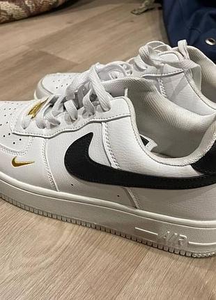 Nike air force 1 white black white gold