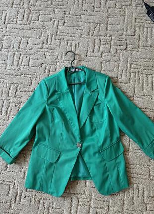 Піджак жіночий