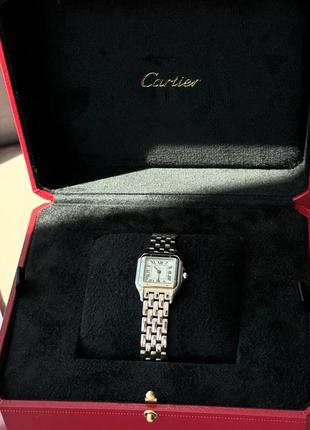 Годинник наявність картьє