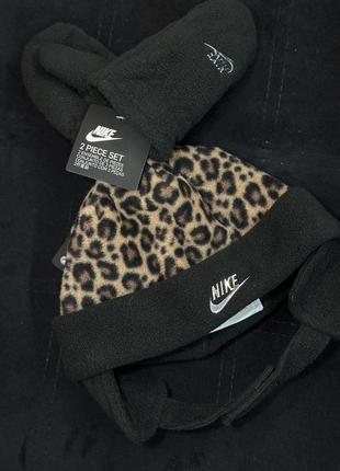 Дитяча шапка та рукавичка для дівчинки nike