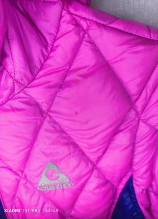 Куртка осенняя весенняя яркая