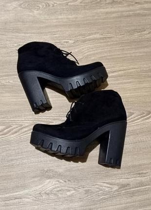 Ботильоны из натуральной замши на овчине черные зимние ботинки