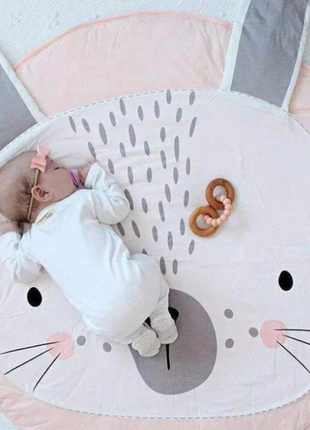 Одеяло коврик в детскую комнату розовый зайка