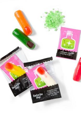 Мармелад favorite day halloween trick or treat candy frightful fingers gummy dippers