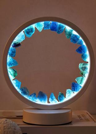 Нічник з синьо-зеленим флюоритом, біла лампа з трьома кольорами світіння, енергетичне коло з кристалів