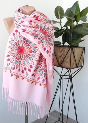 Кашеміровий шарф з шовковою вишивкою "жар-птриця" у зефірному кольорі2 фото