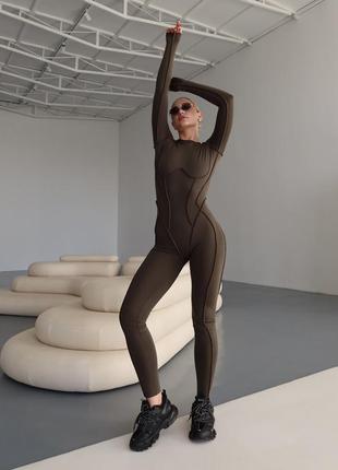 Жіночий моделюючий спортивний комбінезон carbon оливковий4 фото