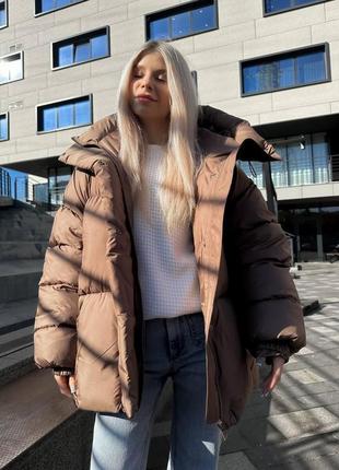 Зимова жіноча коричнева матова куртка пуховик оверсайз теплий модний дутий пуховик для дівчини до -25с  топ