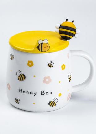 Чашка с крышкой и ложкой 450 мл керамическая "пчелка"  с желтой точечкой3 фото