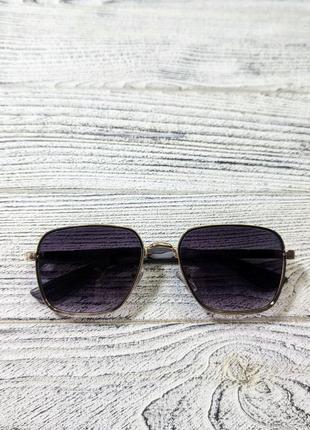 Сонцезахисні окуляри унісекс, фіолетові в металевій золотистій оправі (без бренда)6 фото