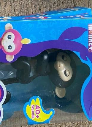 Обезьянка интерактивная на палец happy monkey fingerlings quality розова