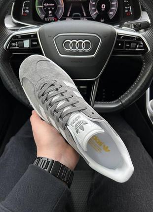 Мужские качественные кроссовки adidas gazelle gray white,легкие модные яркие качественные кроссовки ,спортивны9 фото
