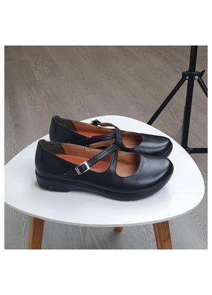 Кожаные туфли clarks