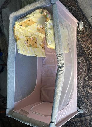 Манеж колиска