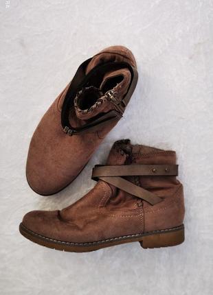 Осенние ботинки