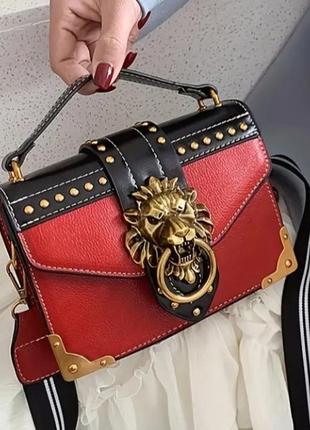 Вінтажна сумка у стилі панк