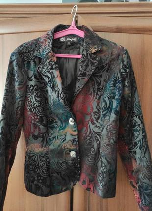 Піджак жіночий