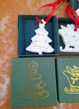 Новорічні іграшки