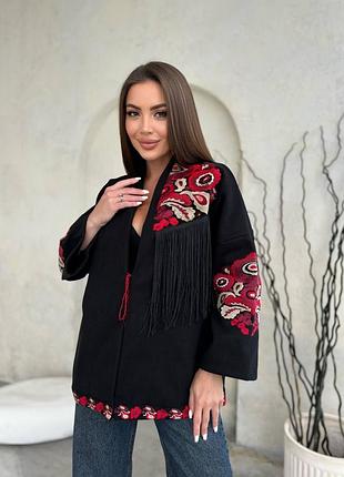 Колоритний кашеміровий жакет з вишивкою, українська накидка вишиванка, етно піджак з еко кашеміру з вишивкою