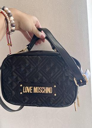 Сумочка love moschino