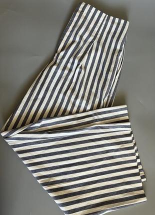 Стильные широкие брюки zara