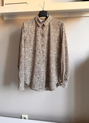 Елегантна блуза-сорочка