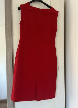 Красное платье. красное платье