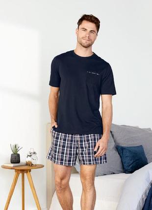 Пижама мужская в комплекте футболка и шорты 48/50