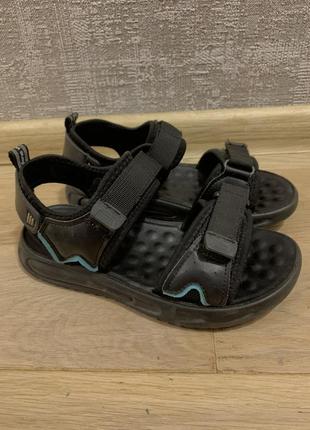 Босоножки для мальчика на липучках