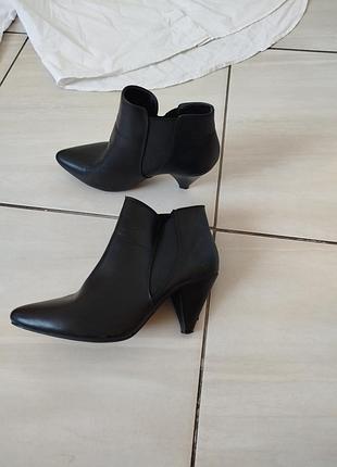 Ботильйони 2