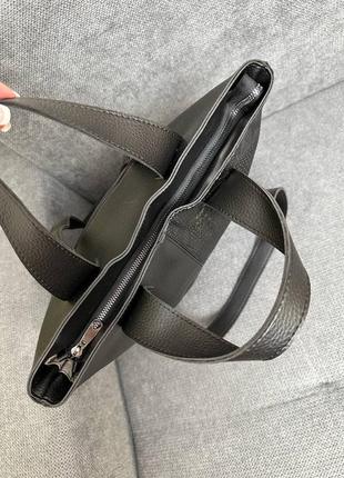 Женская стильная и качественная сумка шоппер из эко кожи черная змея