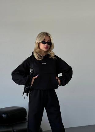 Костюм женский спортивный