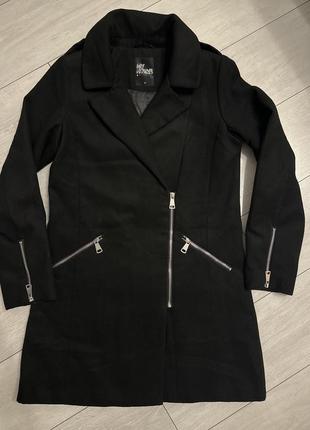 Просто супер-модное полу пальтишко. .