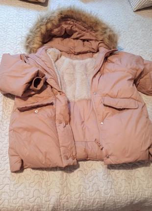 Пуховик на девочку zara