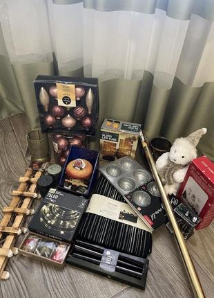 Новогодний лот,игрушки,декор данных данных