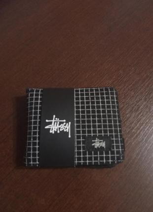 Кошелек стусы