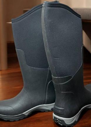 Женские сапоги bogs essential-waterproof-40(оригинал-25,5-26см).
