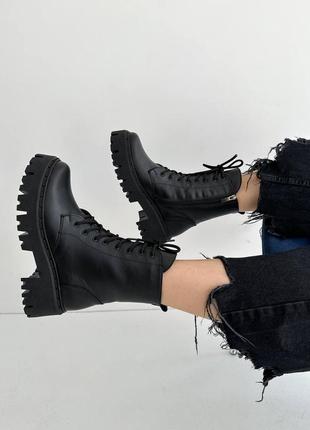 Ботинки женские кожаные зимние, на меху, черные6 фото