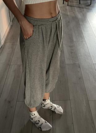 Спортивные штаны