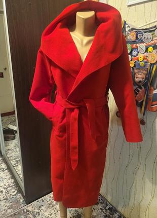 Пальто жіноче довге на запах драп м'який червоне boohoo , італія