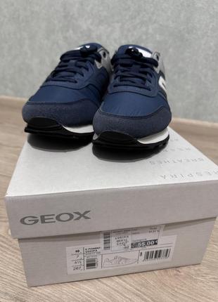 Продам кроссовки geox